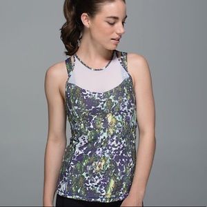 Lululemon running in the city tank💥FINAL PRICE💥
